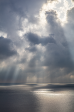 Afbeelding in Gallery-weergave laden, Fine art print Boy Kortekaas van de Atlantische oceaan in Miami, uitzicht op de zee vanuit Miami Beach in Florida.